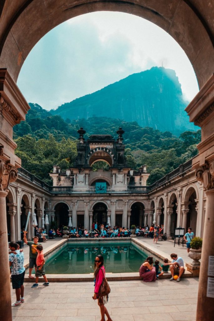 Sete lugares para visitar no Rio de Janeiro que valem a pena colocar no roteiro Mochilando Sete lugares para visitar no Rio de Janeiro que valem a pena colocar no roteiro Mochilando