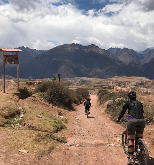 Passeio de bike por Moray e Salinas de Maras | passeios em cusco