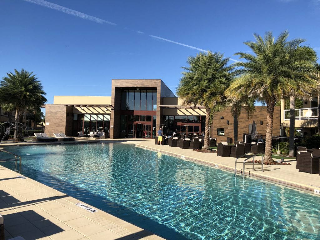 Vista da piscina do Magic Village Orlando