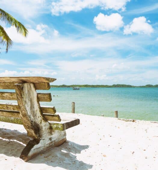 Praia em Barra Grande, um dos destinos para lua de mel na Bahia