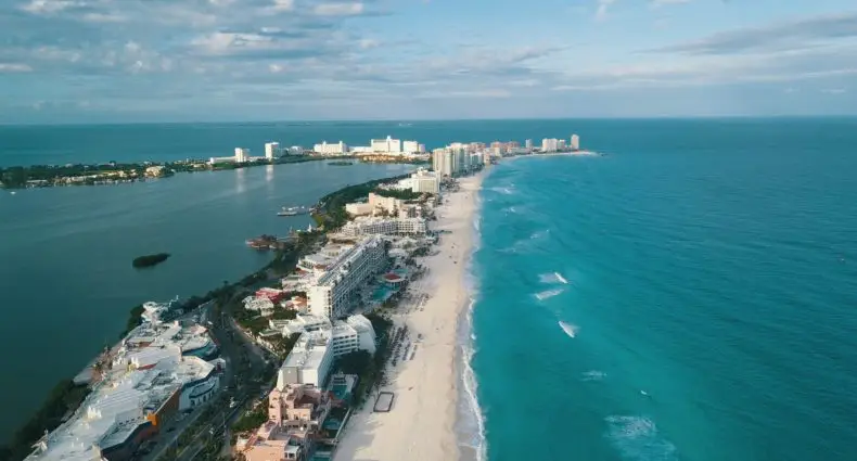 vista aerea de cancún no méxico