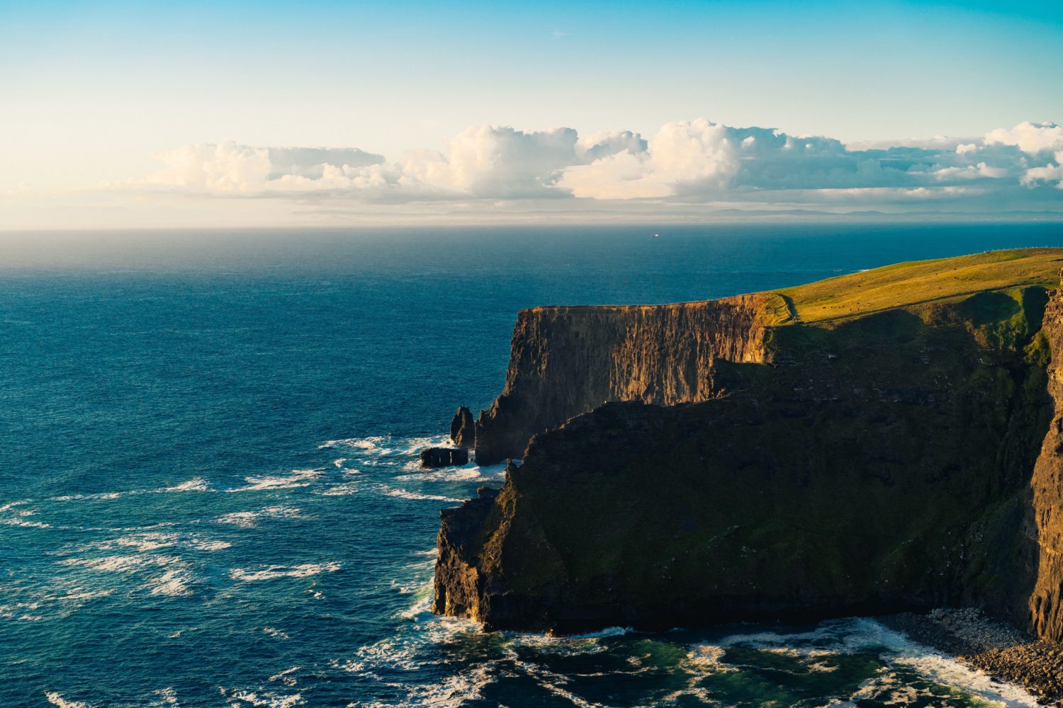 cliffs of moher na irlanda