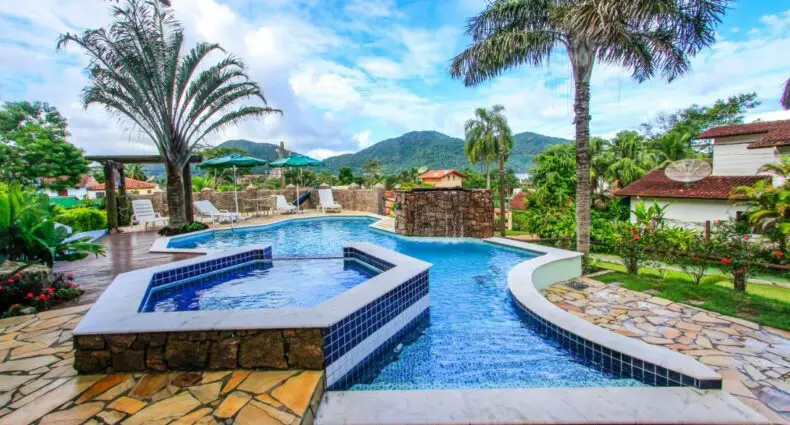 Piscinas da hospedagem Solar do Forte