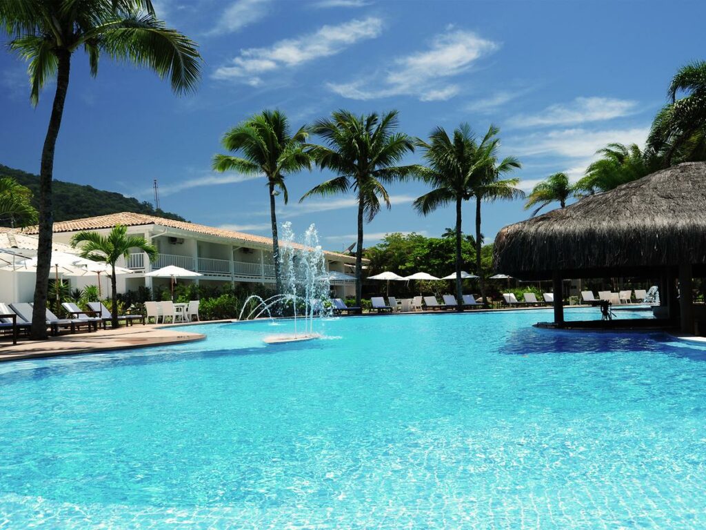 Vista da piscina Costa Verde Tabatinga Hotel, em Pousadas na Praia de Tabatinga.