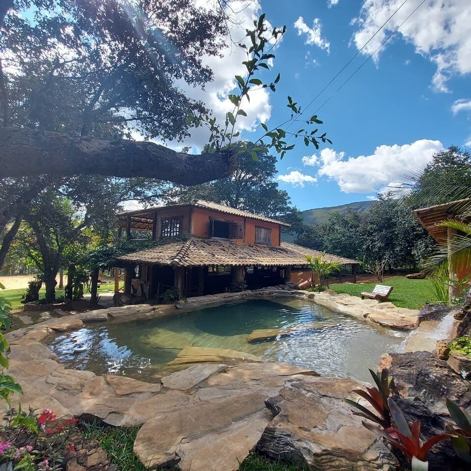 Casa rustica, linda piscina natural com cascata