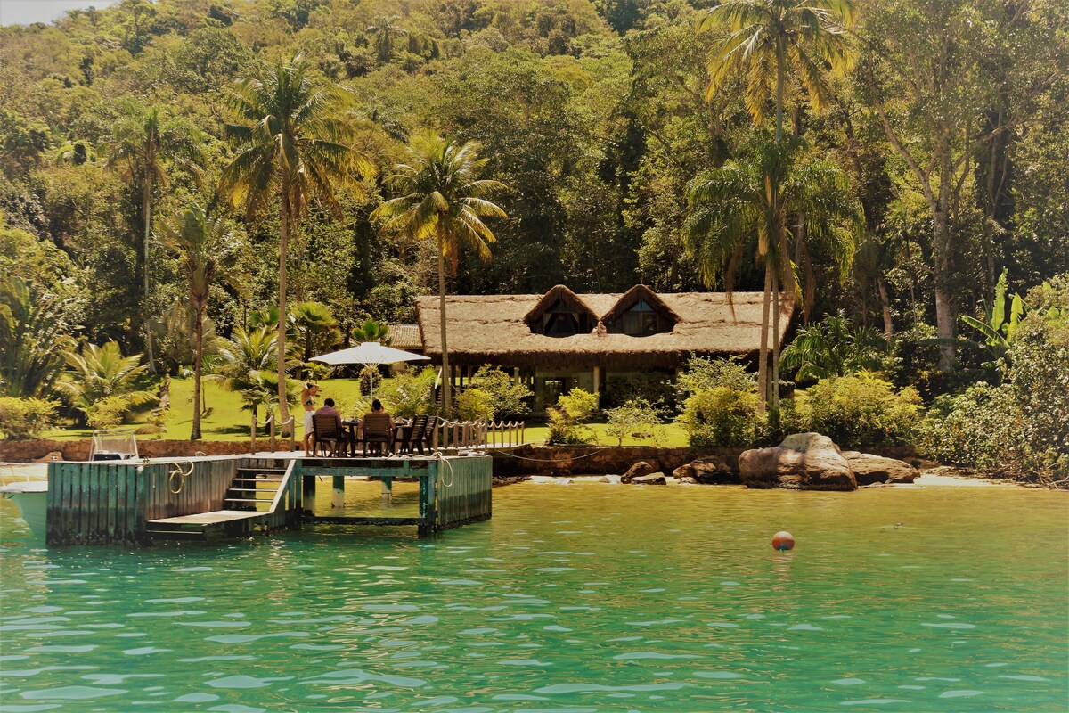 airbnb Paraíso natural em Saco do Céu em Ilha Grande