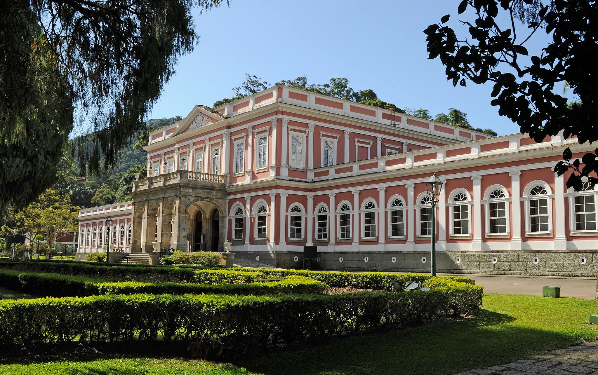 Museu Imperial de Petrópolis: O Que Saber ANTES de Ir | Dicas de Viagem