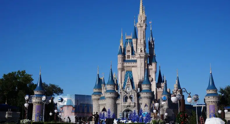 castelo da cinderela na disney