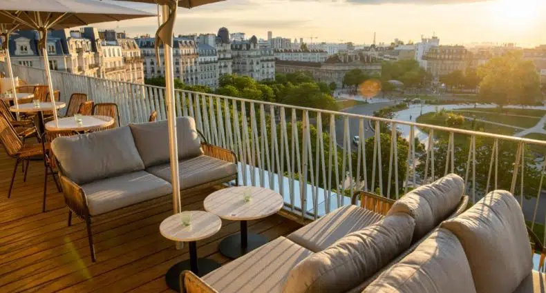 Vista de Paris do terraço de um dos hostels de Paris, o Les Piaules - Nation