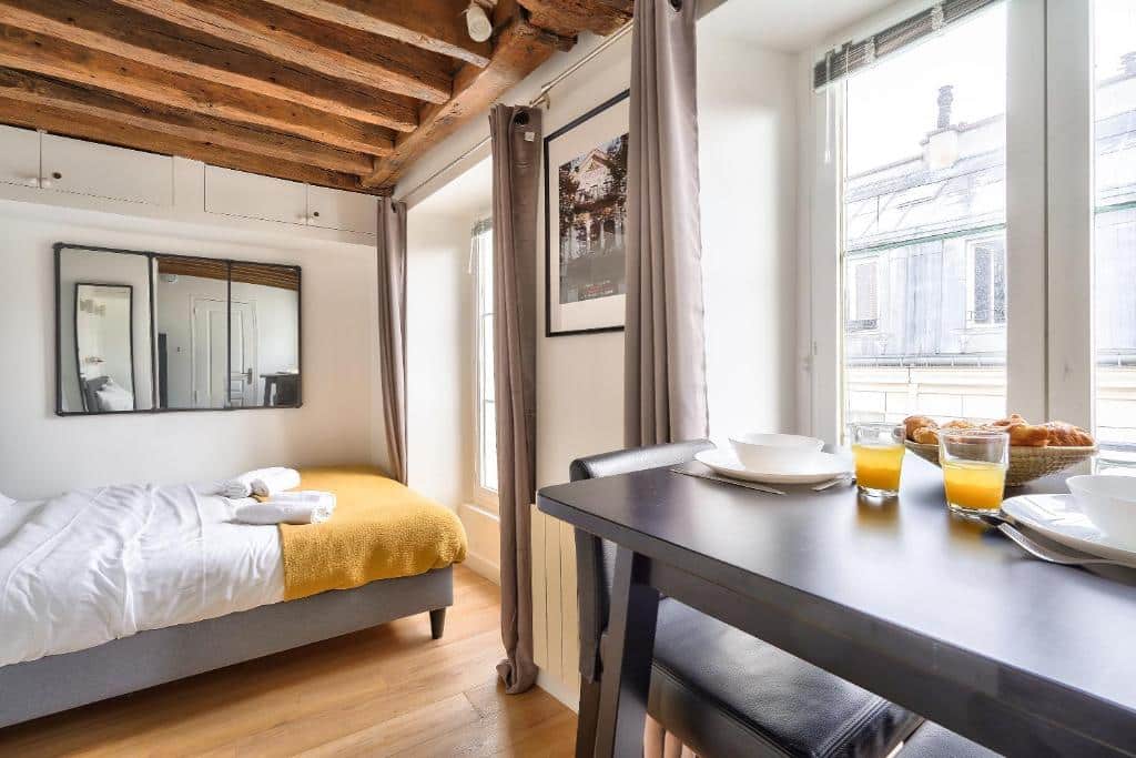 Um dos Airbnb em Paris indicados