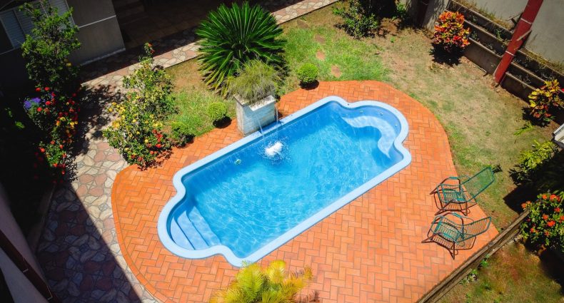 piscina do Airbnb Suíte Privativa com Jacuzzi