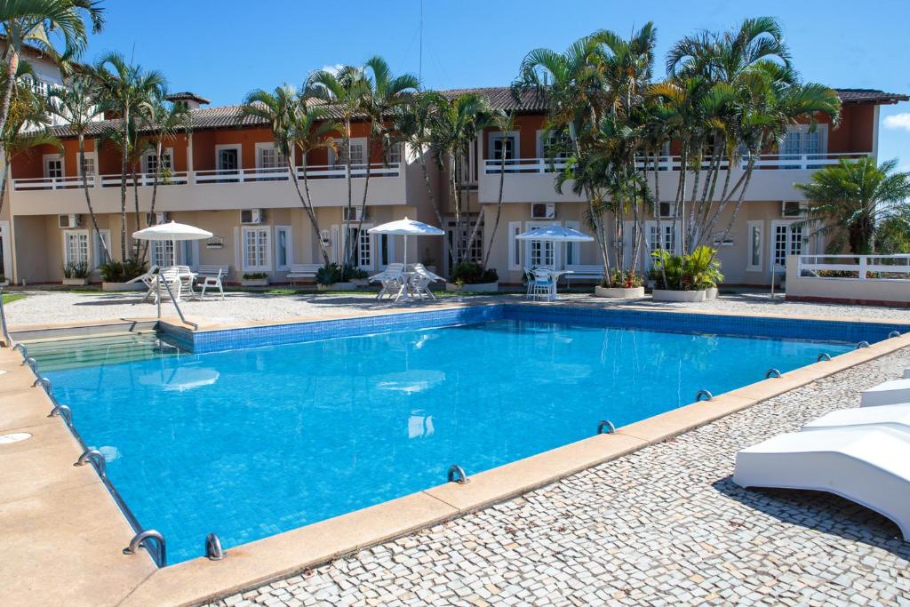 Área de piscina do Hotel Nova Guarapari