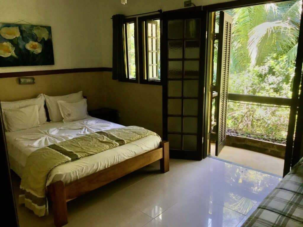 quarto do Hotel Pousada Katmandu em Maresias
