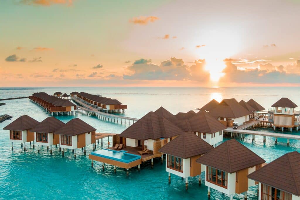 casinhas de madeira que podem ser aproveitadas com um seguro viagem maldivas