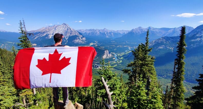 Vista da Montanha Sulphur em Banff, Canadá - Foto: Maxime Dore