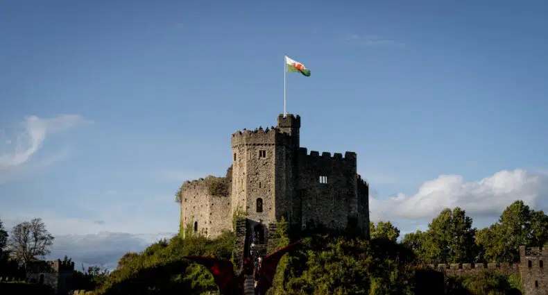 vista do Castelo de Cardiff, capital do País de Gales no Reino Unido