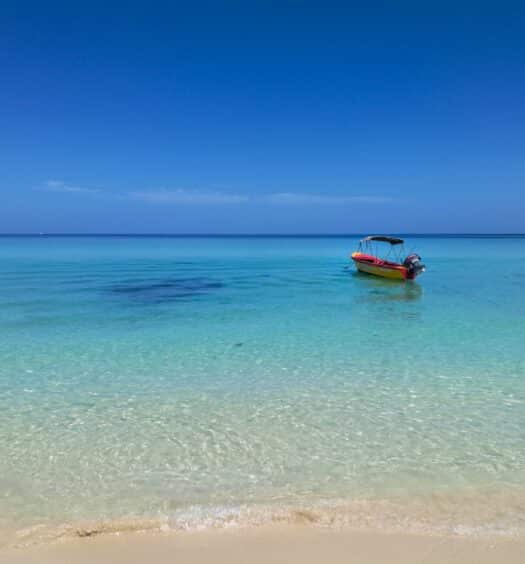 negril beach que pode ser visitada com o seguro viagem jamaica