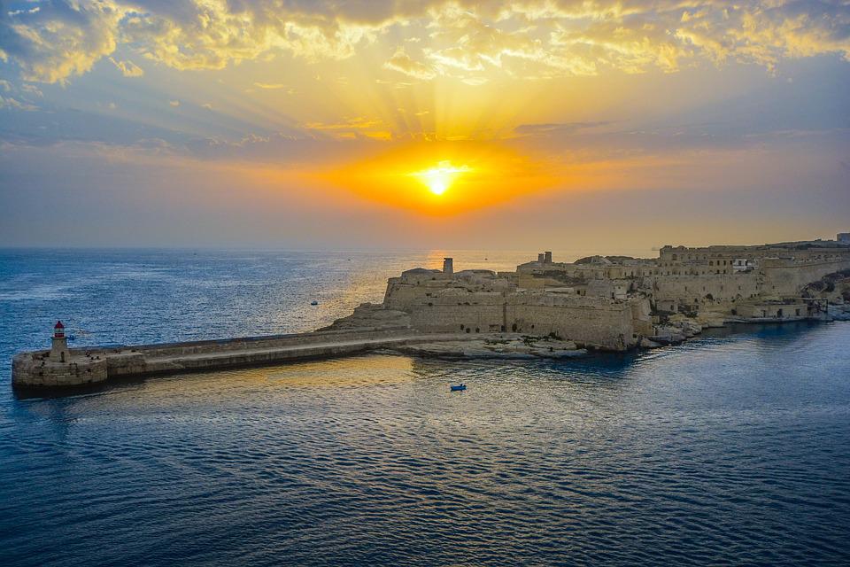 Nascer do sol em Malta