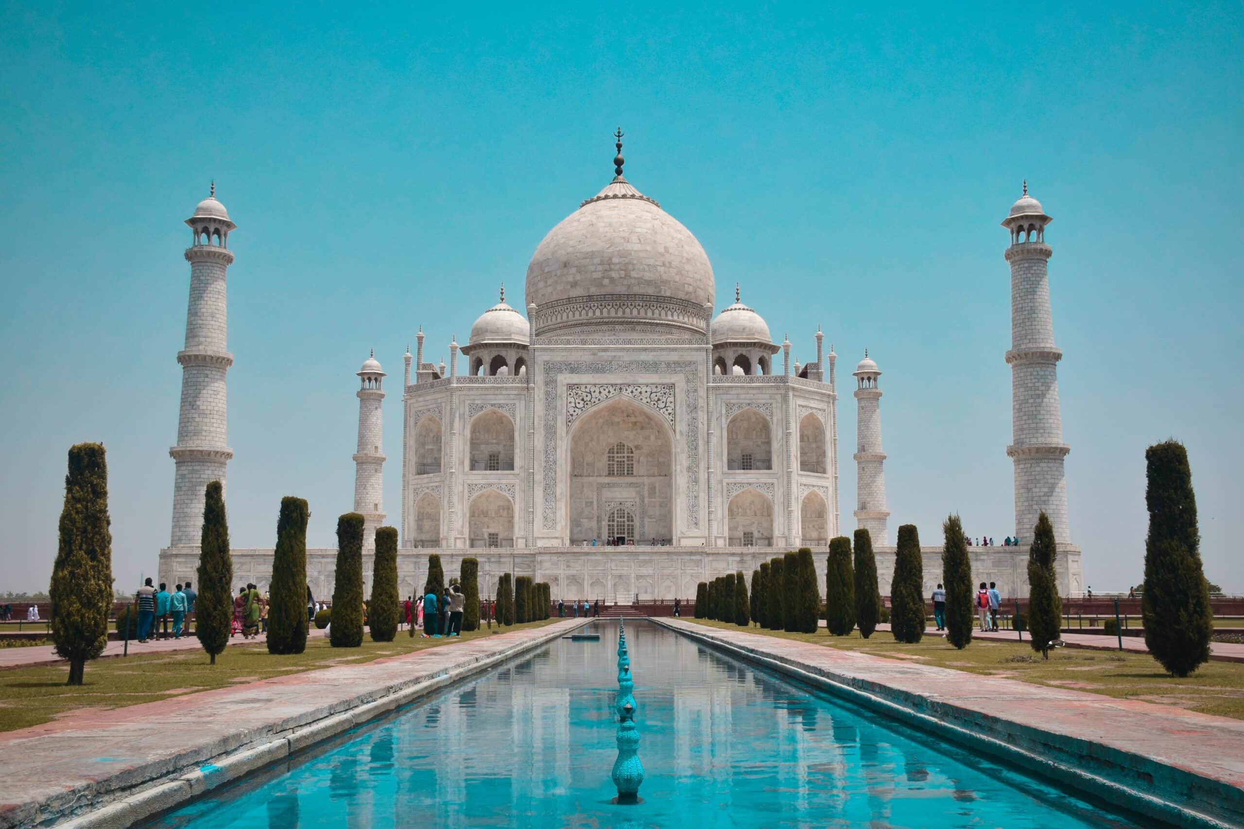 fachada do Taj Mahal em Agra na Índia