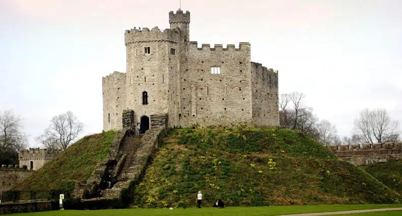 vista do Castelo Cardiff no País de Gales