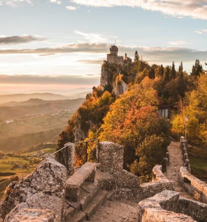 vista do Castelo no Monte Titano em San Marino