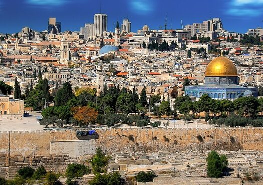 Cidade de Jerusalém em Israel, país que faz parte da região do Oriente Médio - Foto: Walkerssk via Pixabay