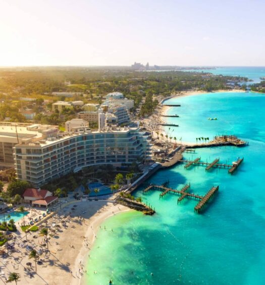 Vista aérea do resort Hilton, em Nassau, Bahamas