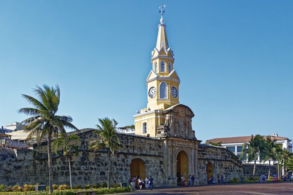 vista da Torre do Relógio que pode ser visitado com o seguro viagem Cartagena