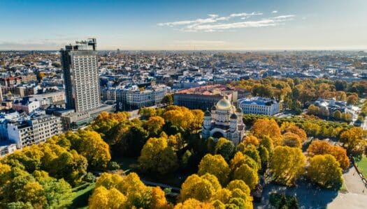 Seguro viagem Letônia – Conheça os planos que valem a pena