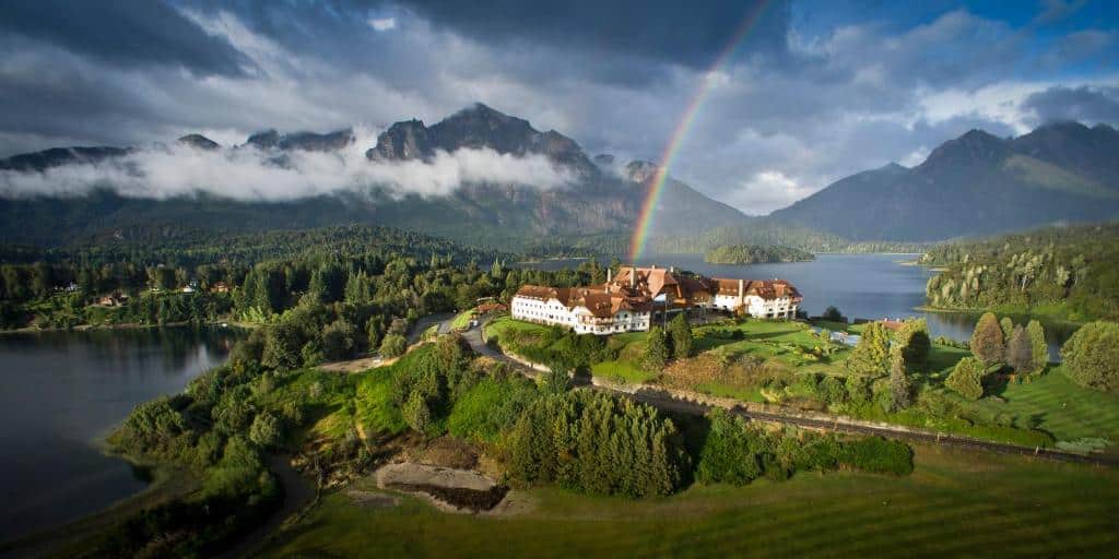 Vista do Llao Llao Resort, um dos lugares onde ficar em Bariloche