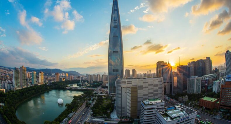 Vista da cidade e do Lotte World Tower, na Coreia do Sul