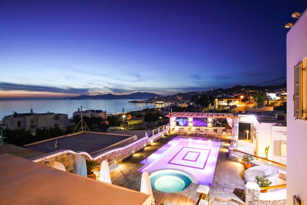 Vista de um do Damianos Mykonos Hotel