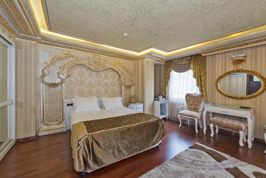 quarto chique do Golden Horn Hotel uma das opções de hotéis em Istambul