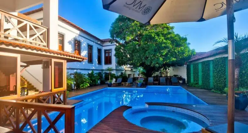 Vista da piscina da Casa de St. Antônio Hotel Boutique