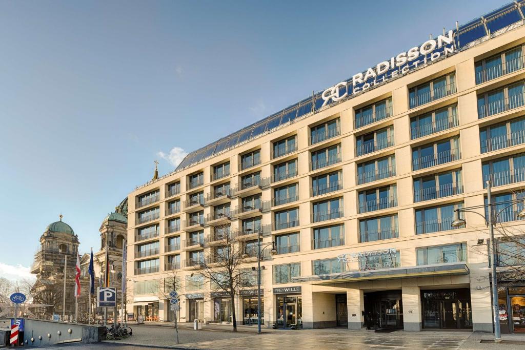 Prédio do Radisson Collection Hotel, em Berlim