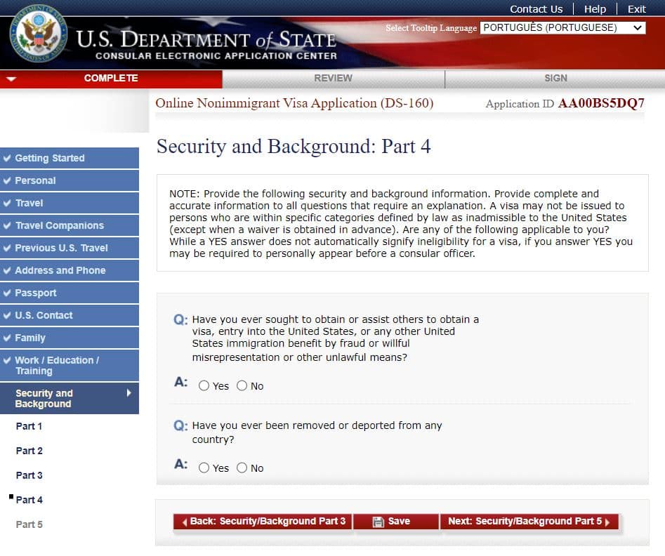 Página do site do consulado americano onde é preenchido o formulário DS-160 na parte de Security and Background: Part 4