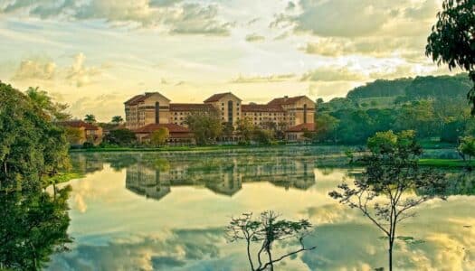 Hotéis com piscina aquecida em Minas Gerais: 16 imperdíveis