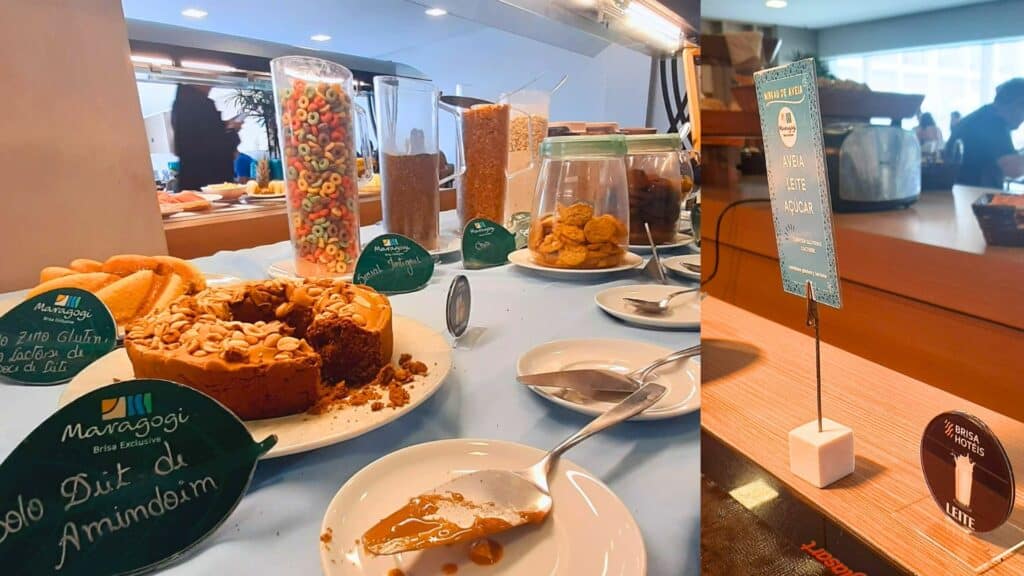 Colagem de duas fotos de mesas do café da manhã do Maaragogi Brisa Exclusive Hotel. A primeira (à esquerda) é de uma mesa com bolo diet e sem gluten, a segunda (à direita) são de plaquinhas mostrando que a receita tem leite para alérgicos.