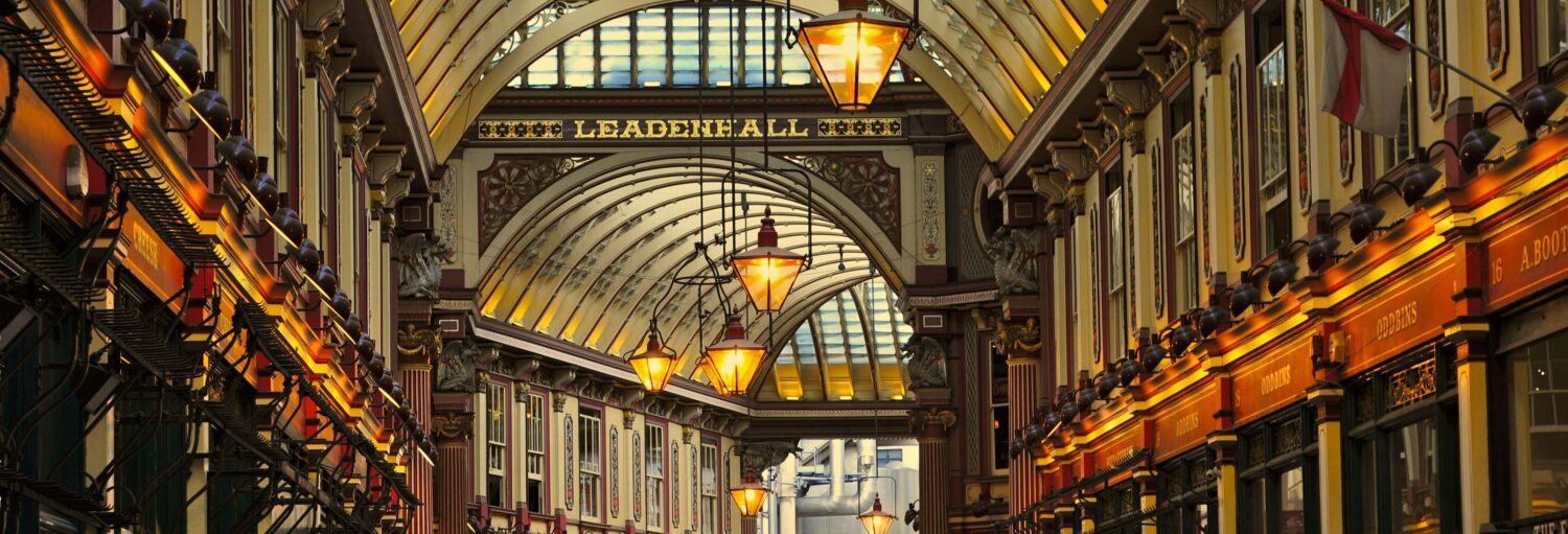 Estação de metrô que serviu como cena para Harry Potter. Tour a pé do Harry Potter